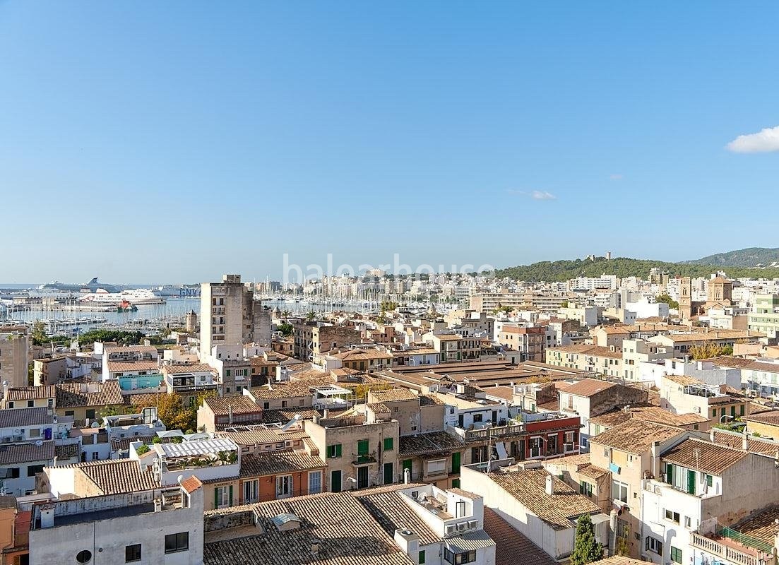 Spektakuläre renovierte Wohnung mit Terrasse und atemberaubenden Meerblick.