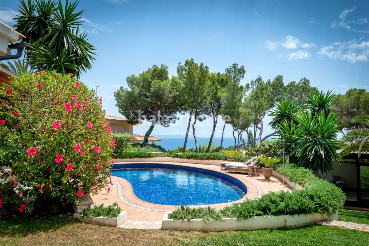 Idyllisch renovierte mediterrane Villa mit Südausrichtung und Meerblick im Hochland von Cas Catalá.