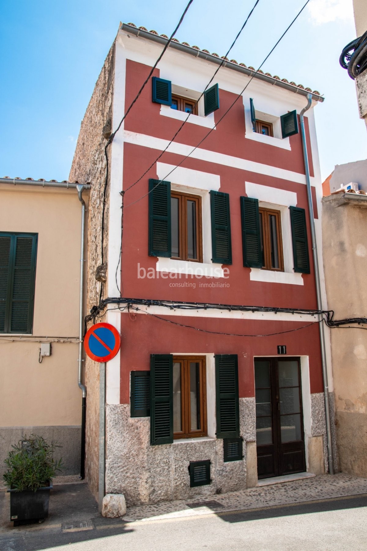 Charmantes renoviertes Stadthaus in der schönen Stadt Alaró, am Fuße der Tramuntana.