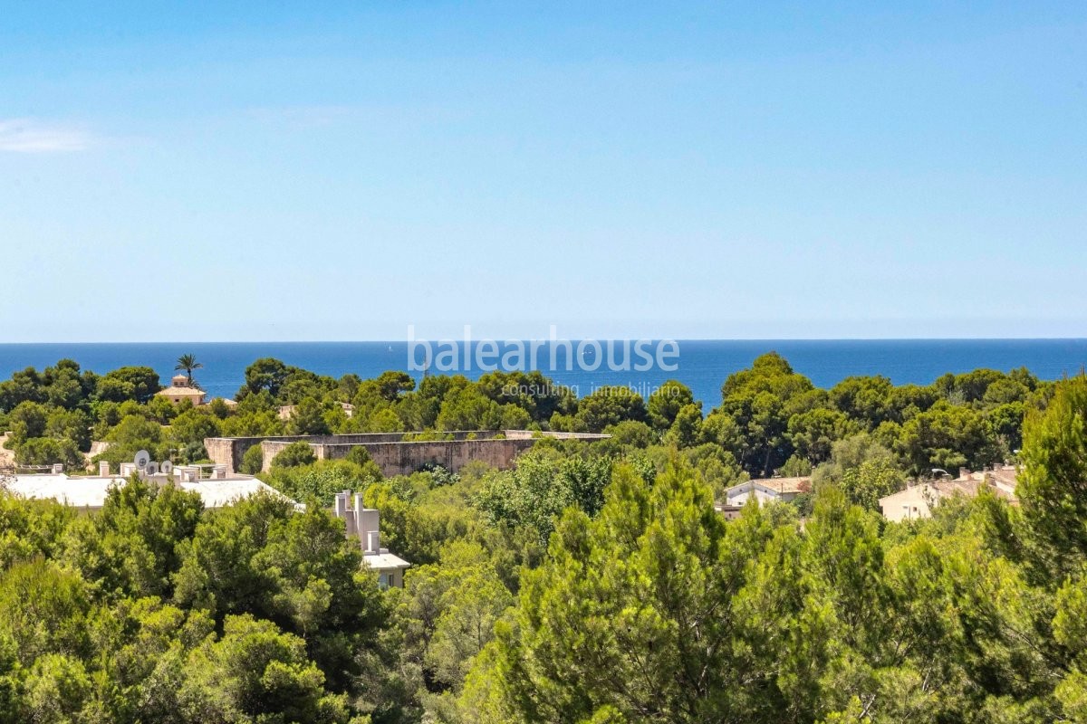 Große Doppelhaushälfte mit Solarium, Terrassen und herrlichem Blick auf das Meer.