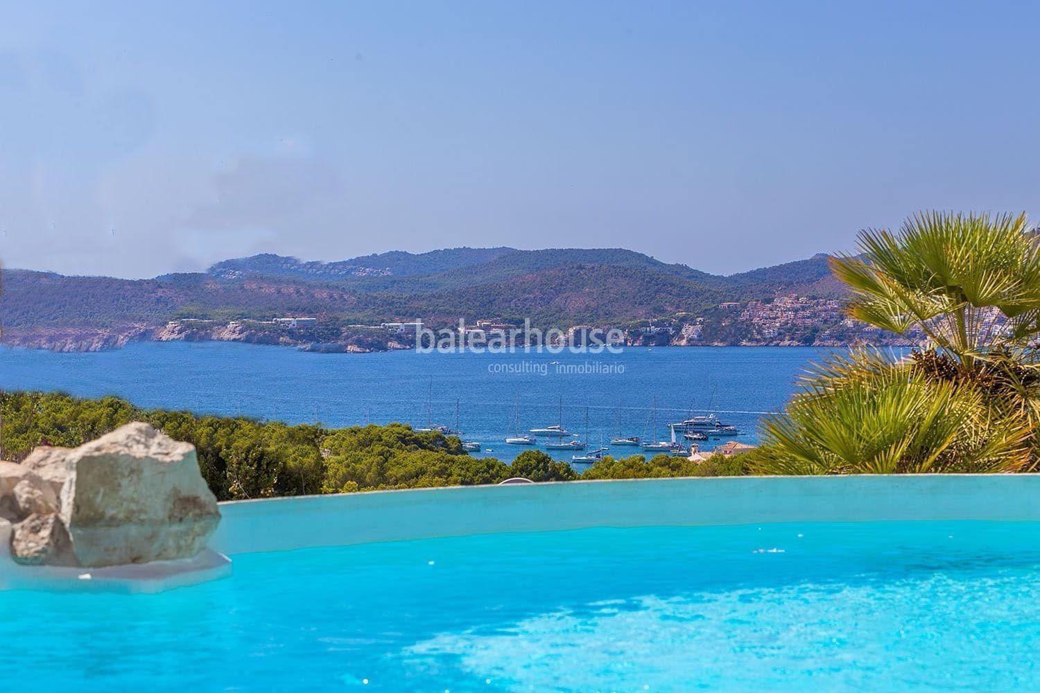 Große Villa mit wunderschönem Meerblick in Santa Ponsa und großen Veranden und Terrassen mit Pool