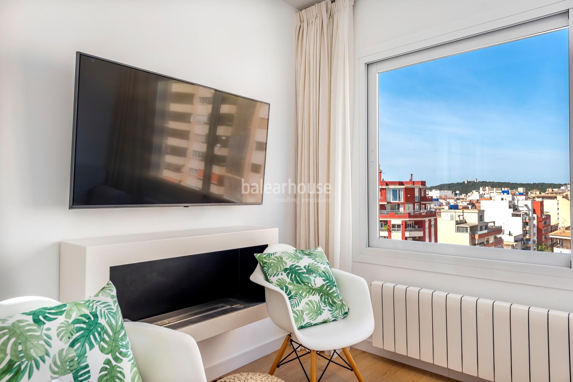 Bright renovated penthouse with beautiful modern design and large terrace in the center of Palma