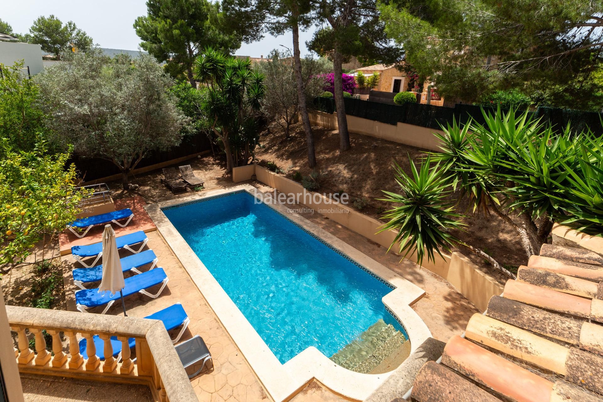 Bright Mediterranean style villa in elegant and exclusive area in Nova Santa Ponsa
