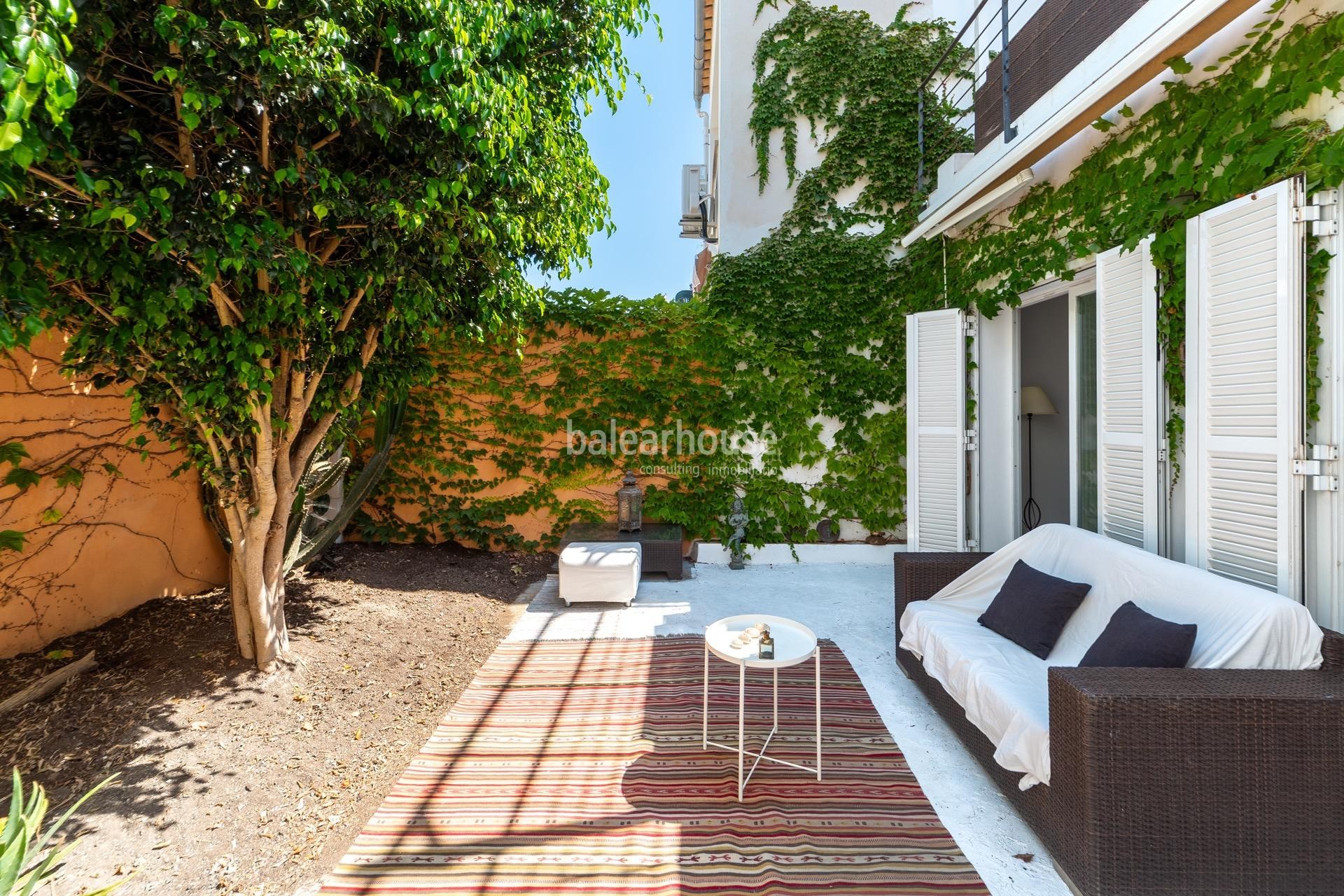 Amplia y luminosa casa con excelentes terrazas en una céntrica y tranquila zona de Palma