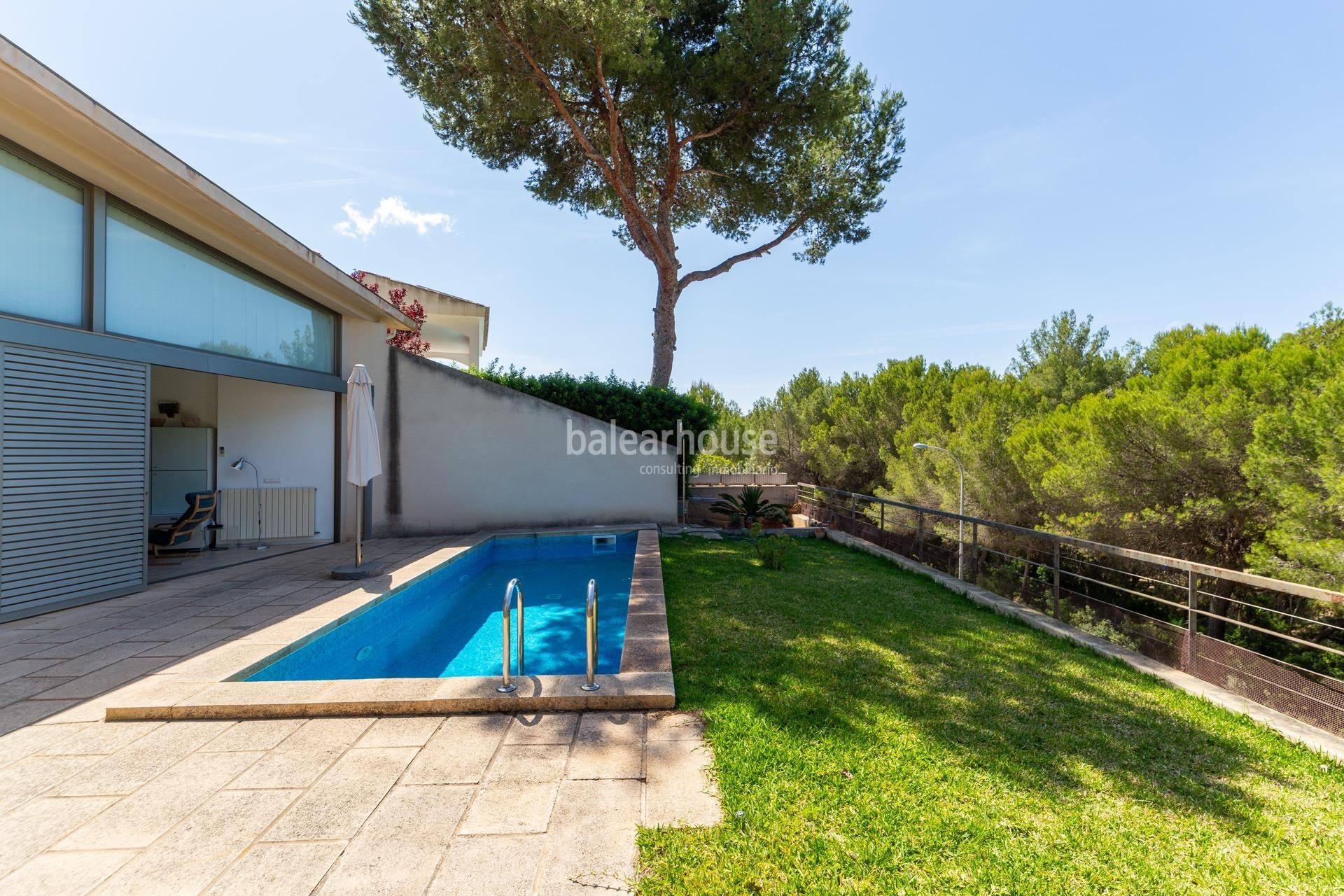 Spacious designer villa with large terrace, pool and close to the beach in Costa de la Calma