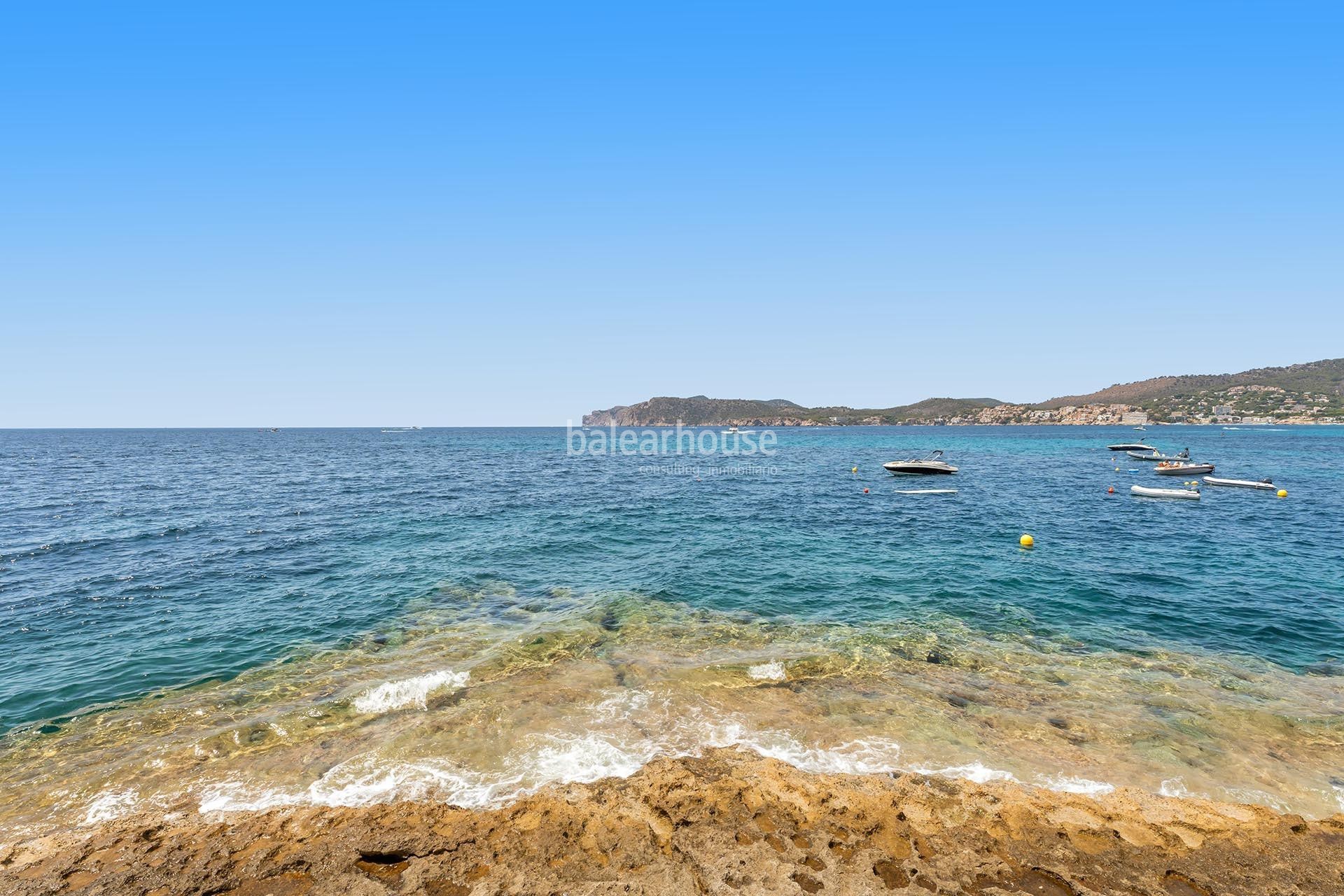 Fabulous sea views on this renovated ground floor apartment on the first line in Costa de la Calma