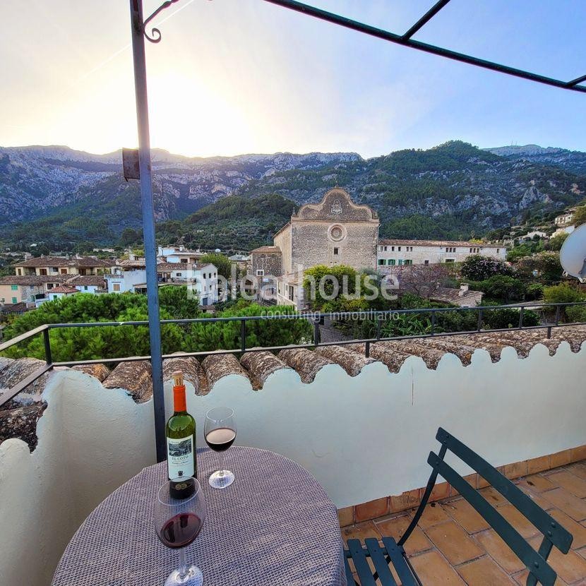 Stunning traditional house in Sóller with magnificent views of the Tramuntana and tourist license