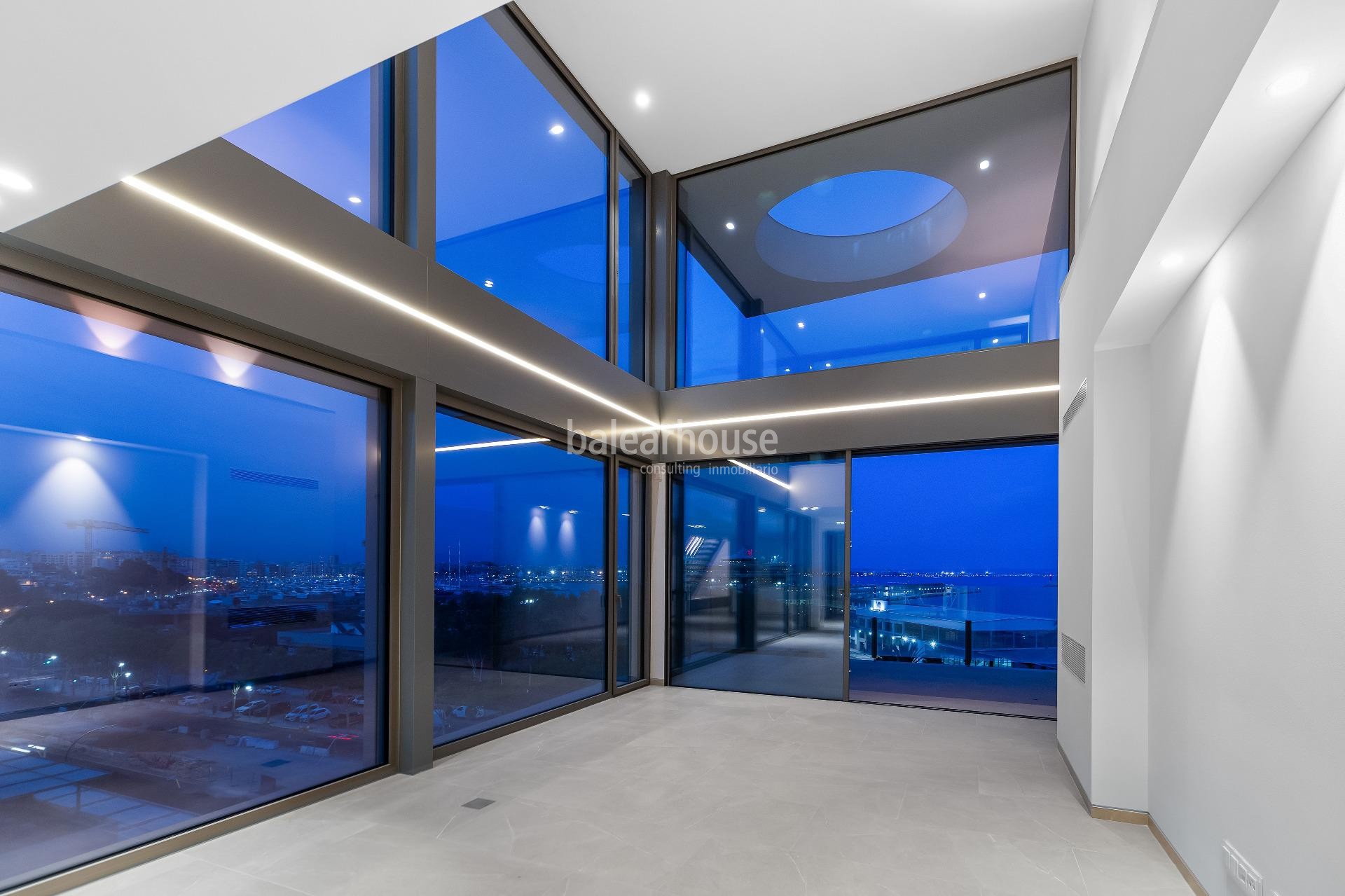 Stunning newly built penthouse with seafront terrace, private pool and city views