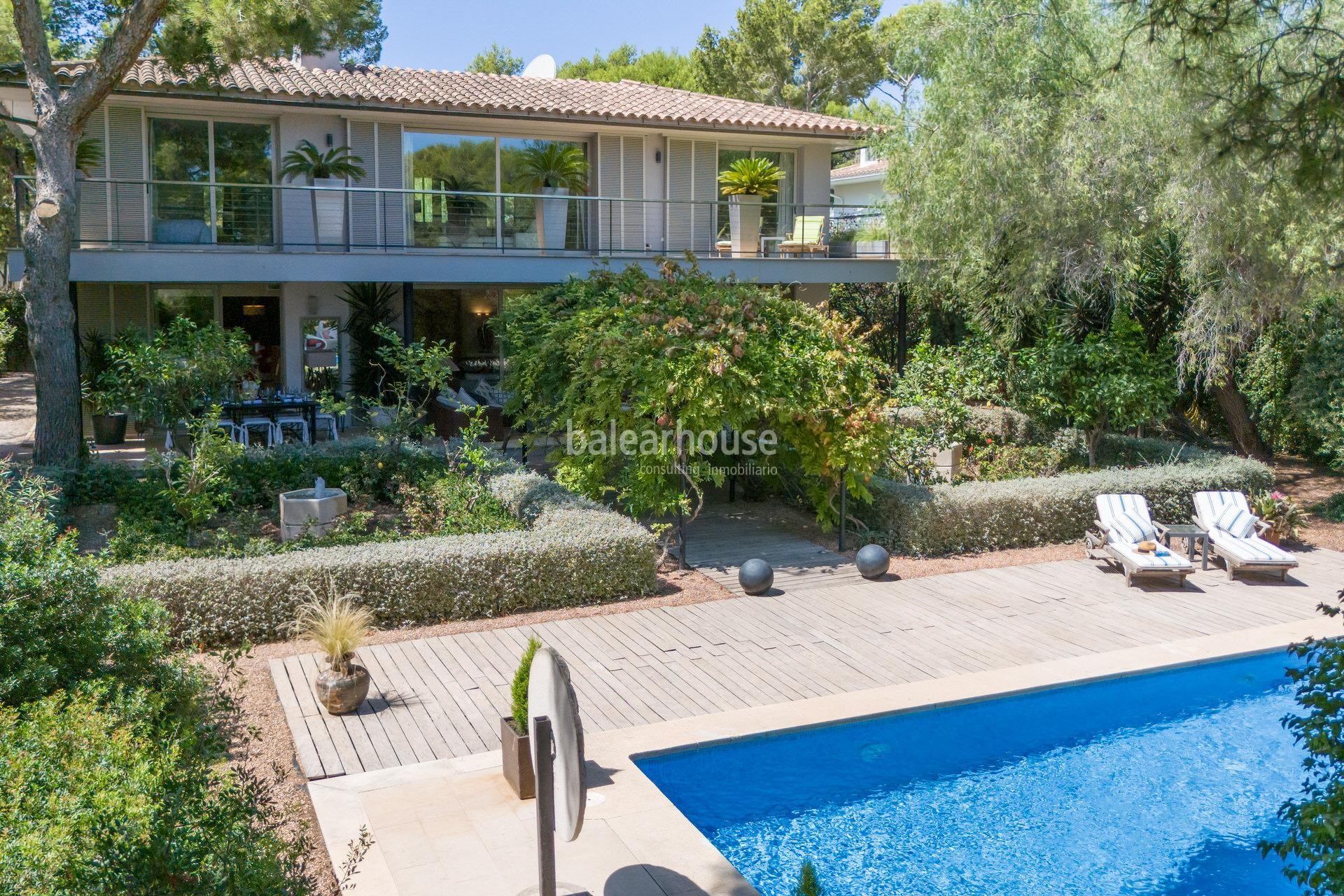 Beautiful villa with swimming pool and mediterranean garden next to sandy beaches in Sol de Mallorca