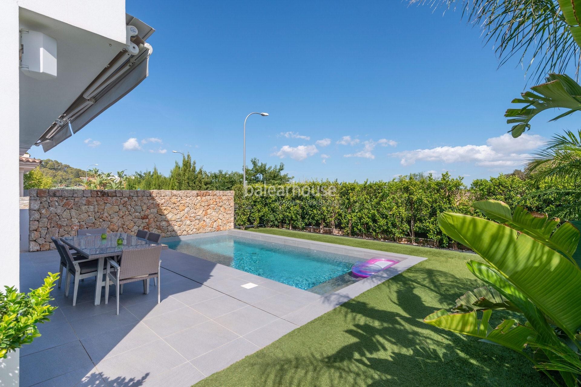 Fabulosa villa de diseño rodeada de naturaleza con gran jardín y vistas a la bahía de Palma