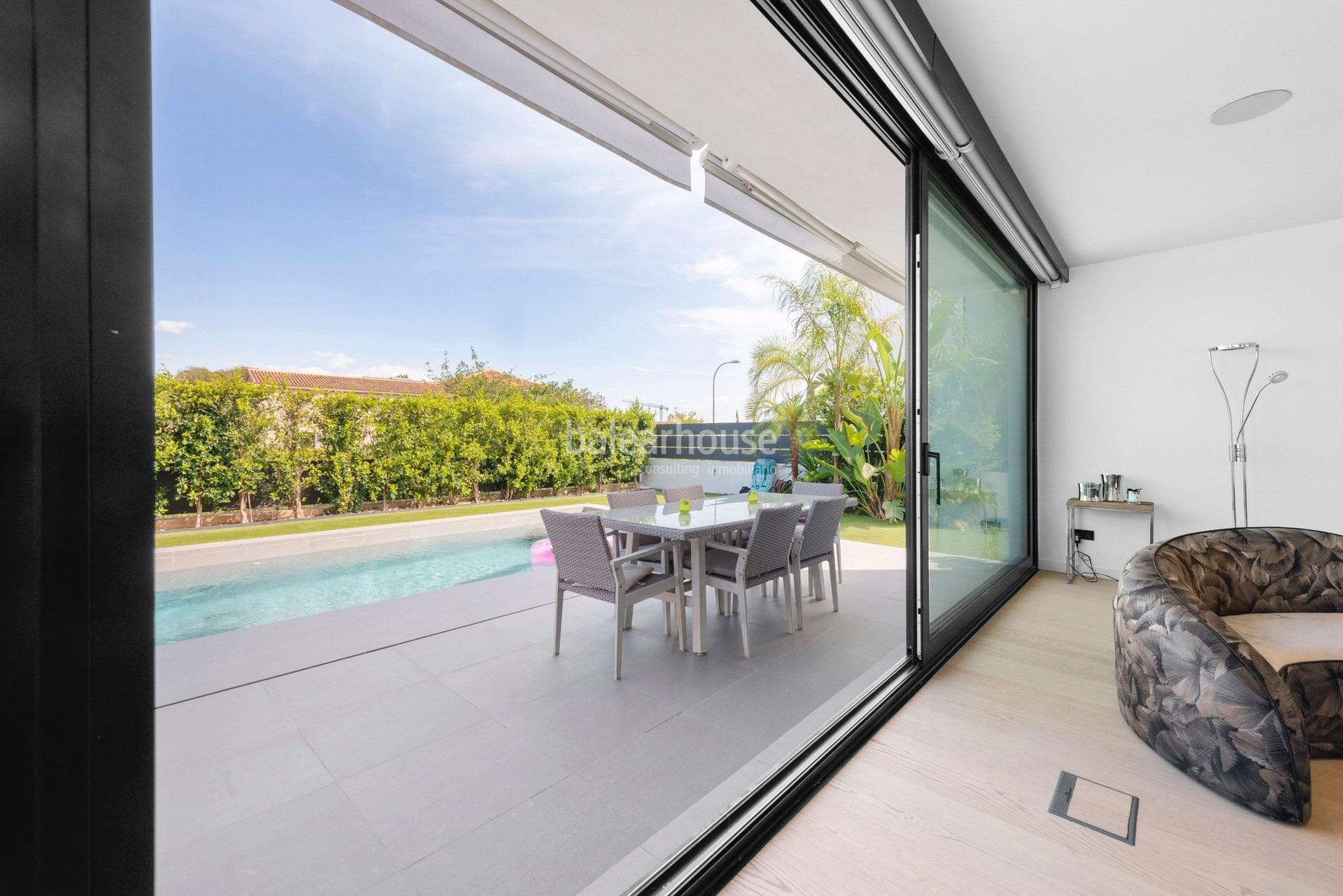 Fabulosa villa de diseño rodeada de naturaleza con gran jardín y vistas a la bahía de Palma