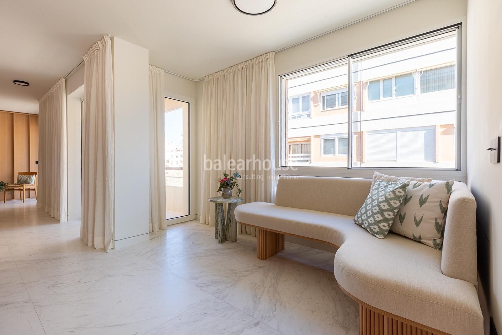 Large refurbished flat with high qualities and sea views next to the Tennis Club de Palma