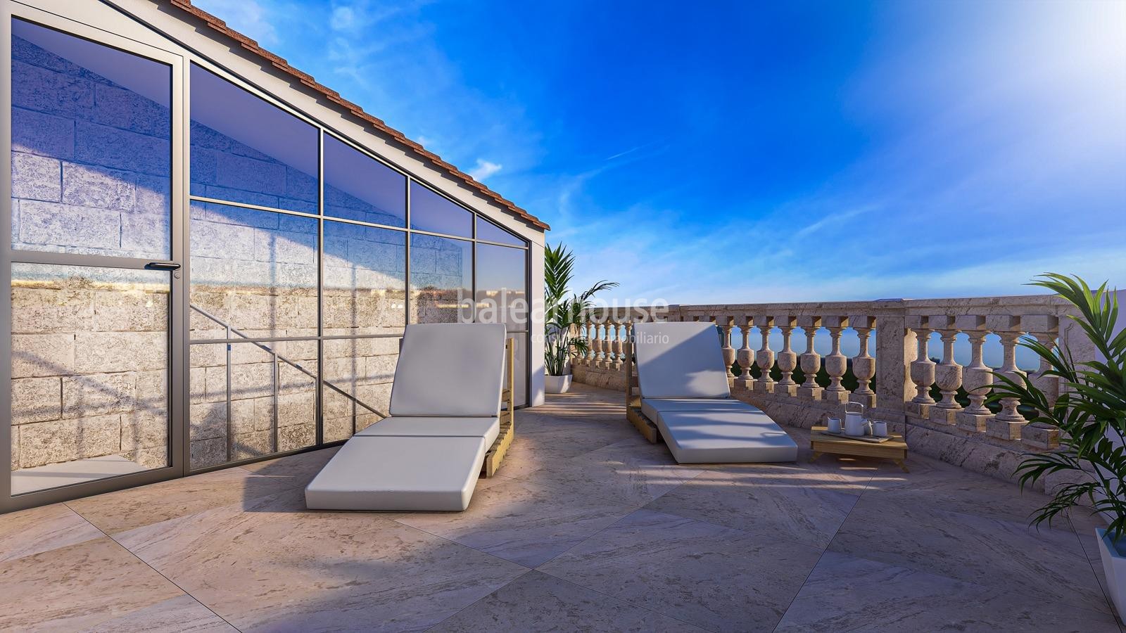 Makelloses renoviertes Haus in Palma mit privater Sonnenterrasse und Blick auf das Meer