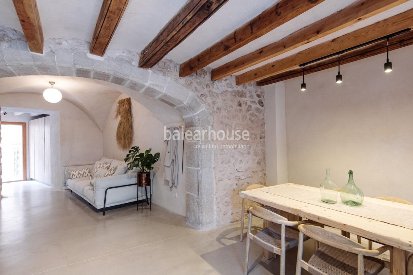 Wonderful restored Mallorcan house with unique style and swimming pool in the centre of Alaró