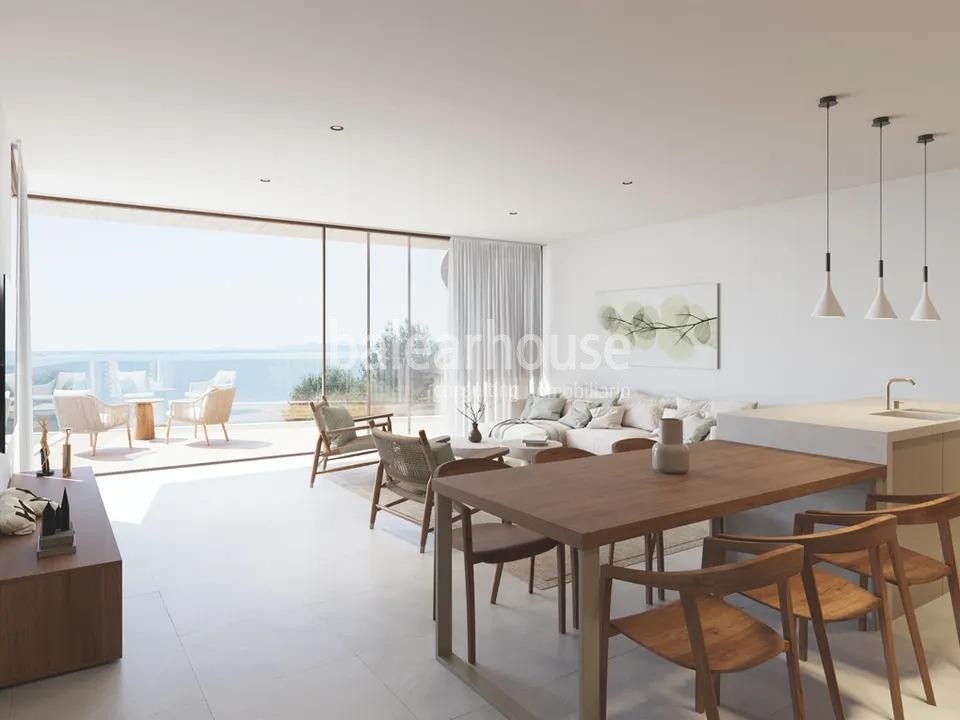 Moderna villa de obra nueva en Alcudia con vistas despejadas al mar, solarium, piscina y jardín