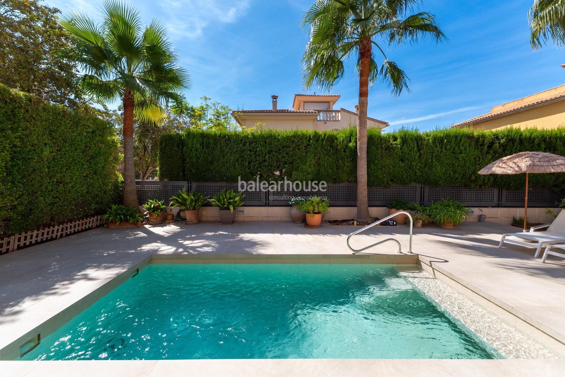 Excelente casa junto a la playa en Palma con cuidados exteriores de terrazas, jardín y piscina