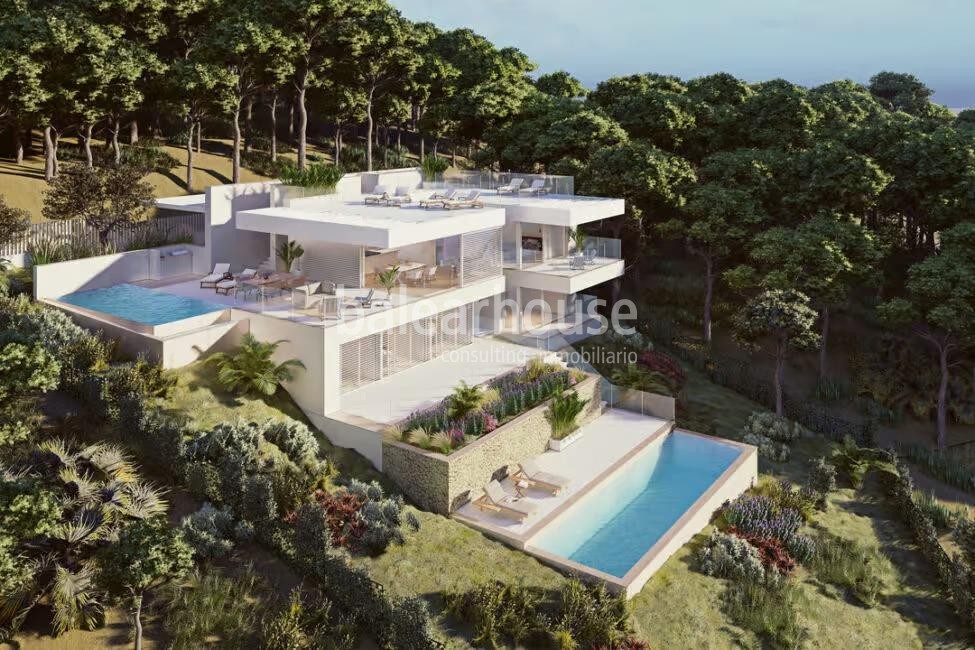 Magnificent plot with unobstructed sea views, license and large villa project in Camp de Mar