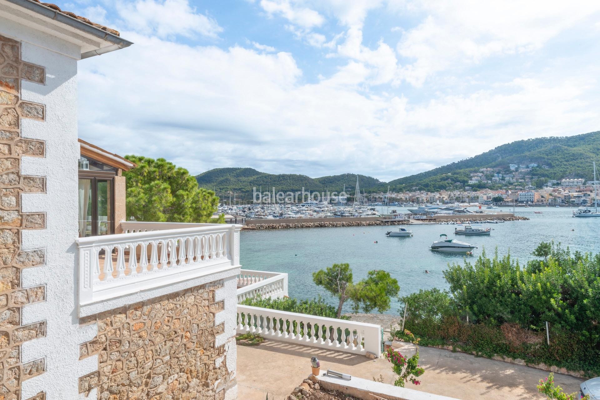 Elegante villa con espectaculares vistas y acceso directo al mar en el precioso Puerto de Andratx