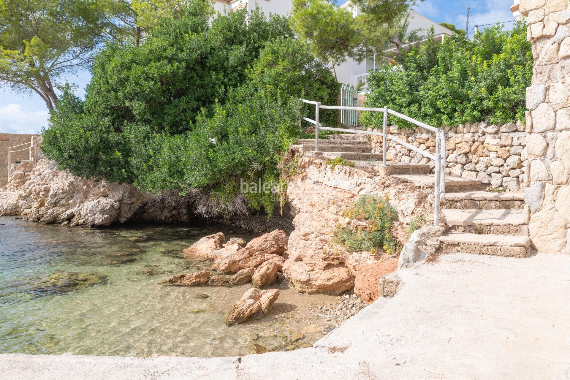 Elegante Villa mit spektakulärem Blick und direktem Zugang zum Meer in Puerto de Andratx