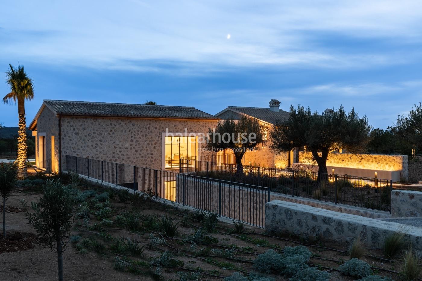 Tadellose Neubaufinca umgeben von Natur und höchsten Qualitäten in Santa María