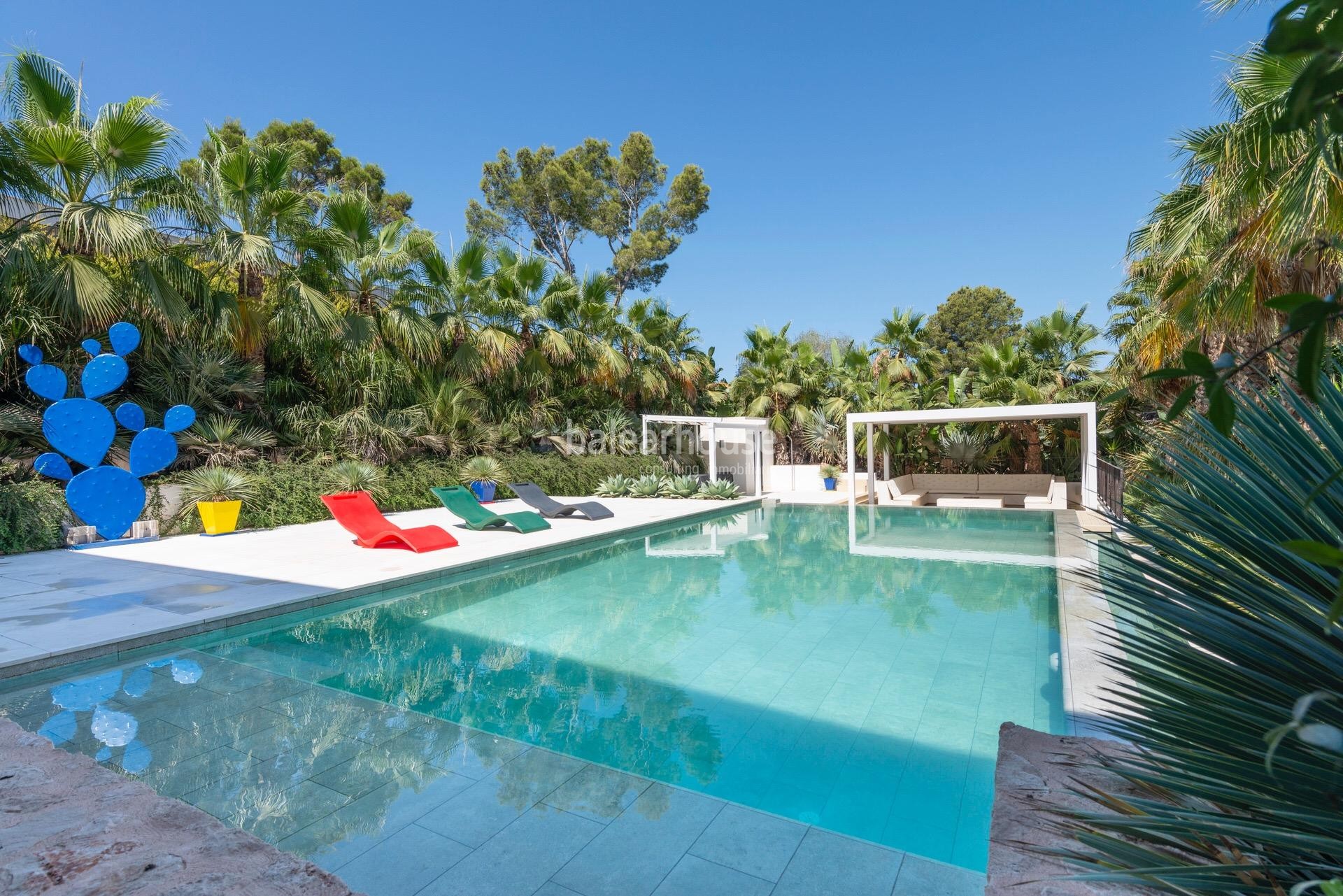 Atemberaubende Moderna Villa mit Swimmingpools, Garten und Terrassen in Nova Santa Ponsa