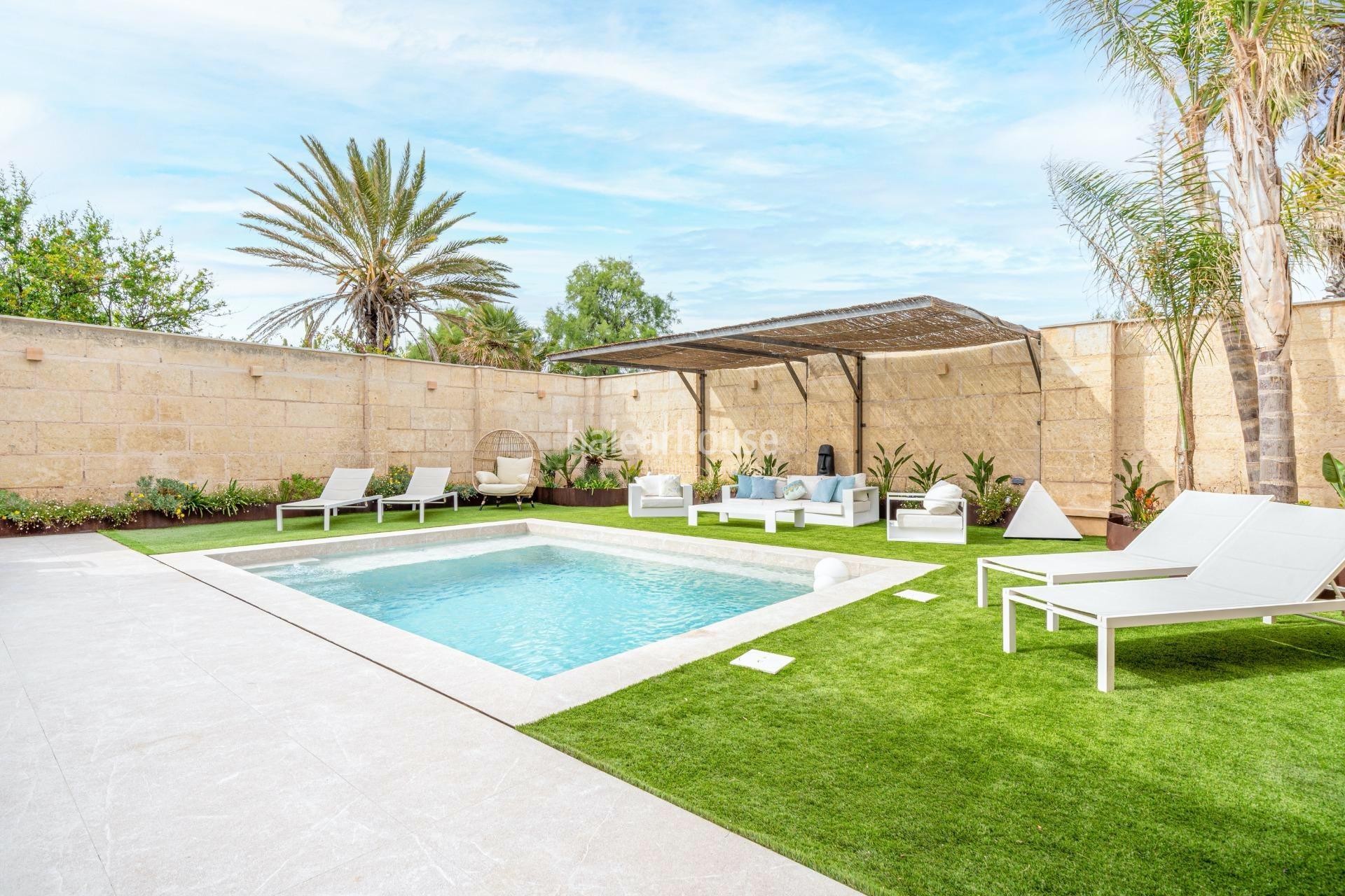 Fabulosa villa moderna frente al mar con terrazas, gran jardín y piscina en la costa de Palma