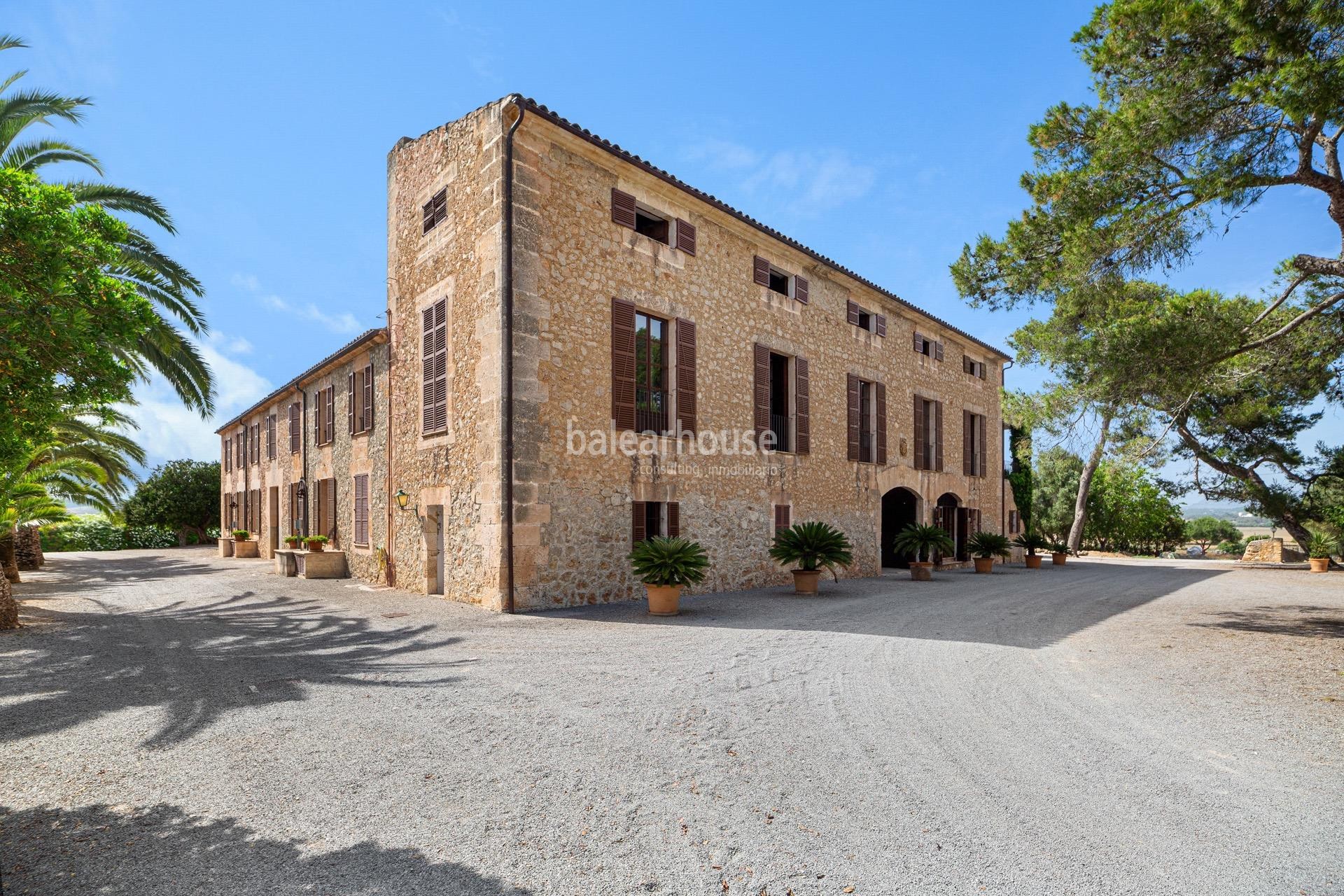 Extensa propiedad con gran finca, villa independiente y casa con alojamientos en un paraíso natural