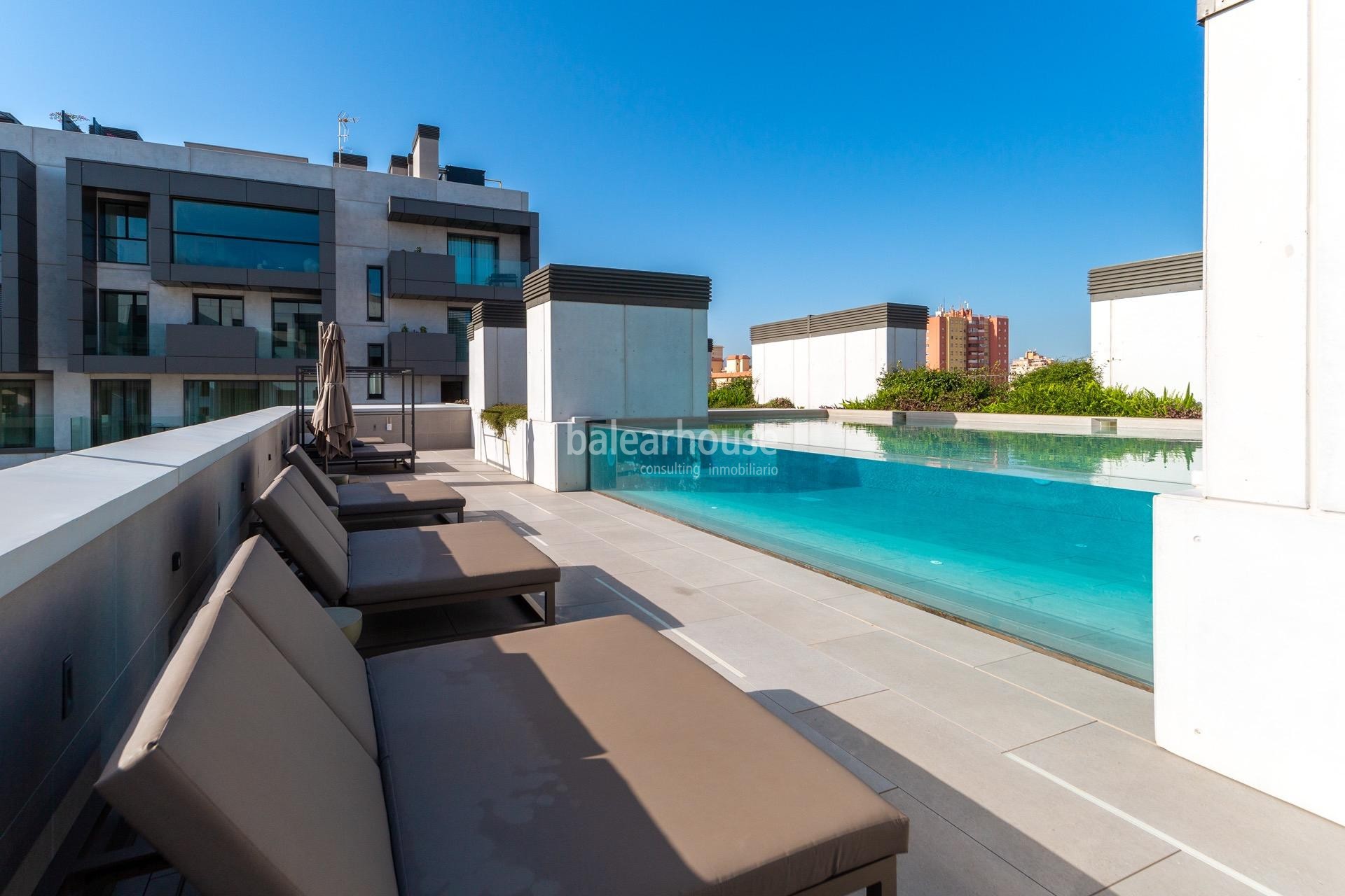 Excelente piso en un contemporáneo complejo de lujo con piscina y vistas al mar en Palma