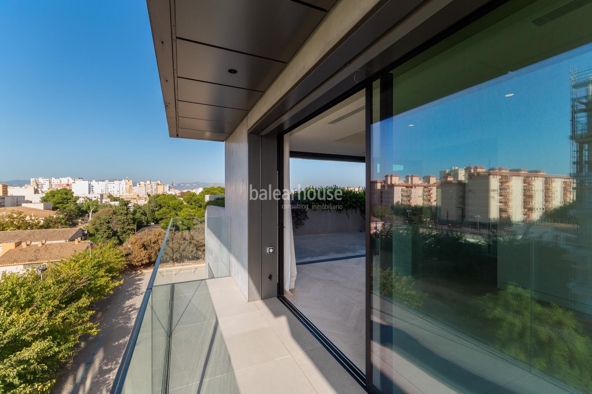 Ausgezeichnete Wohnung in einer modernen Luxusanlage mit Pool und Meerblick in Palma