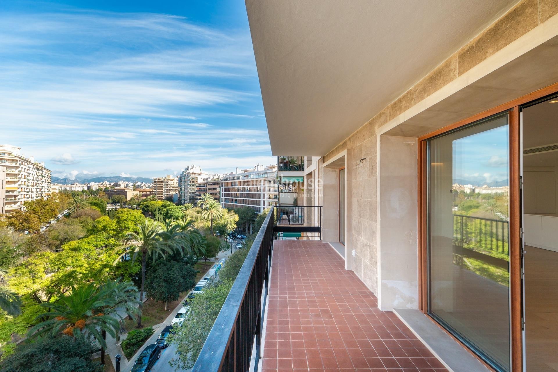 Moderne große Wohnung vor kurzem renoviert mit Blick auf den gesamten Paseo Mallorca