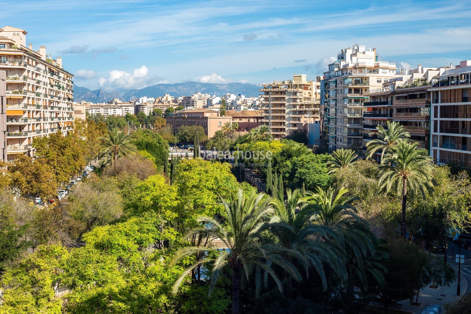 Moderne große Wohnung vor kurzem renoviert mit Blick auf den gesamten Paseo Mallorca