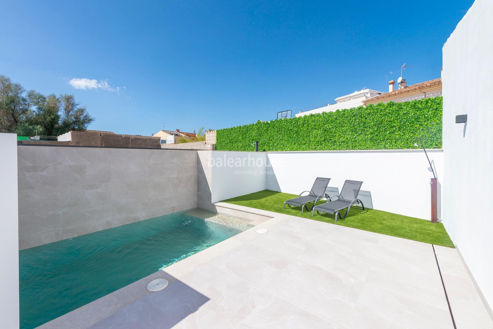 Excellent new house near Palma with modern interiors and exteriors with terrace and pool.