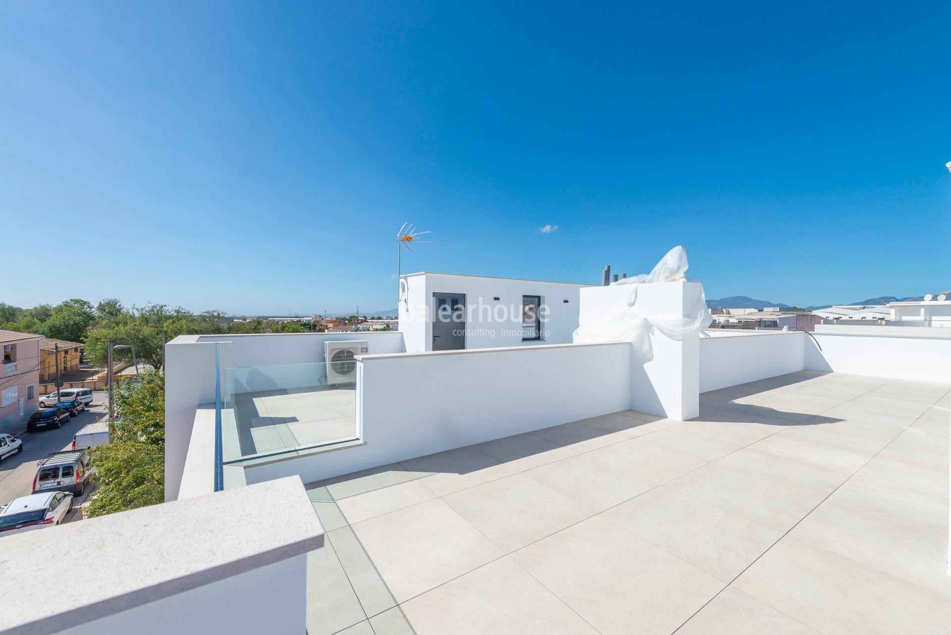 Excellent new house near Palma with modern interiors and exteriors with terrace and pool.