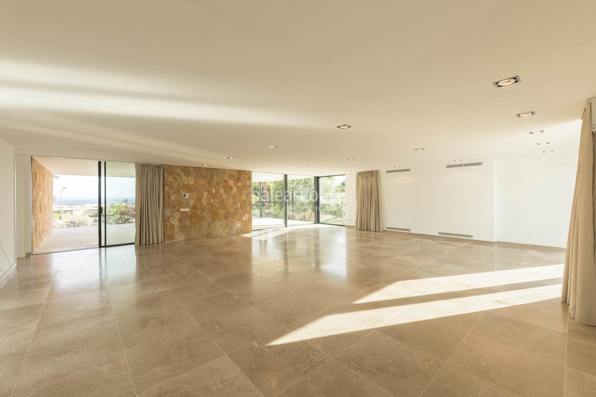 Large new build villa in Sol de Mallorca with stunning sea views and magnificent exteriors