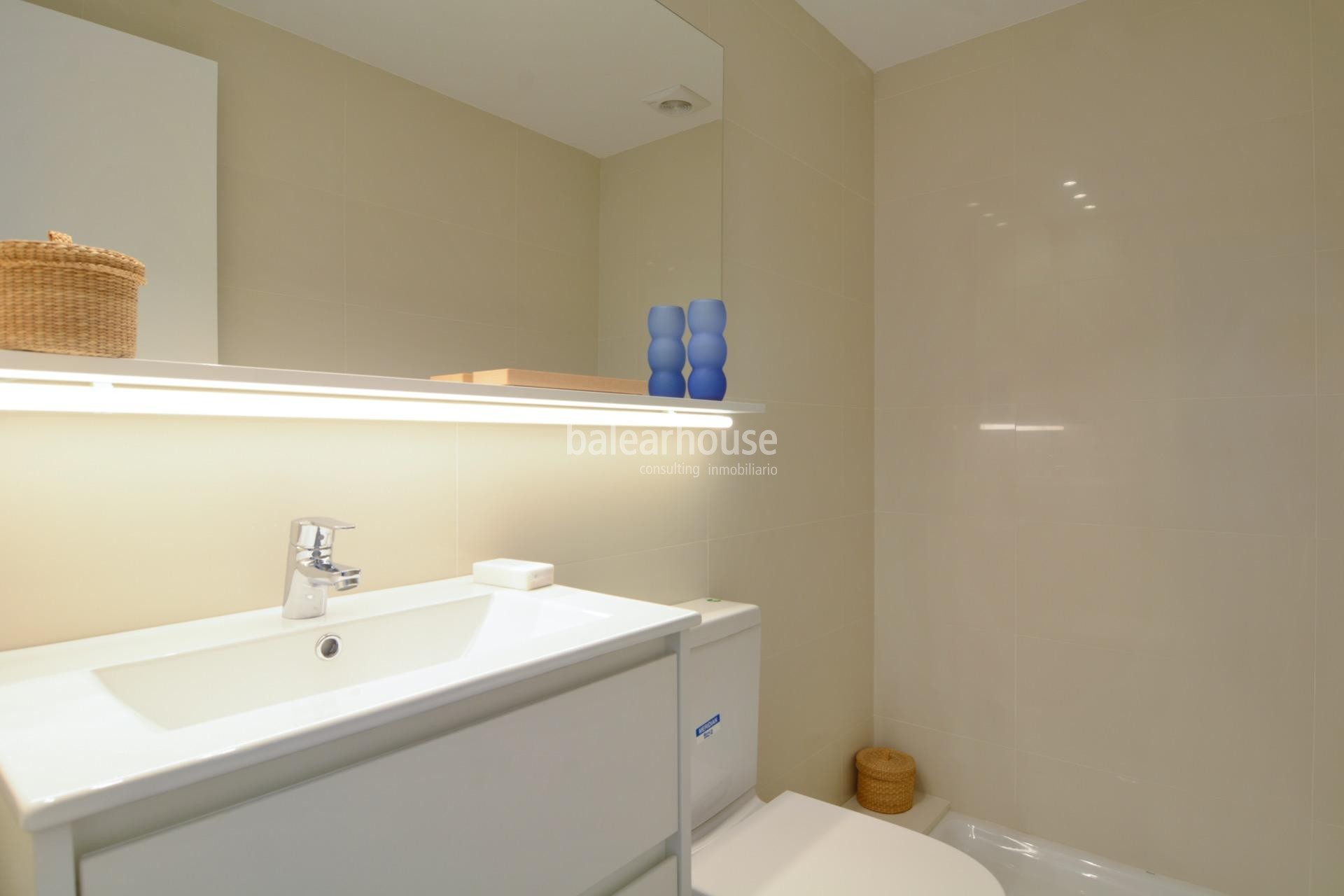 Piso duplex con piscina comunitaria en palma centro