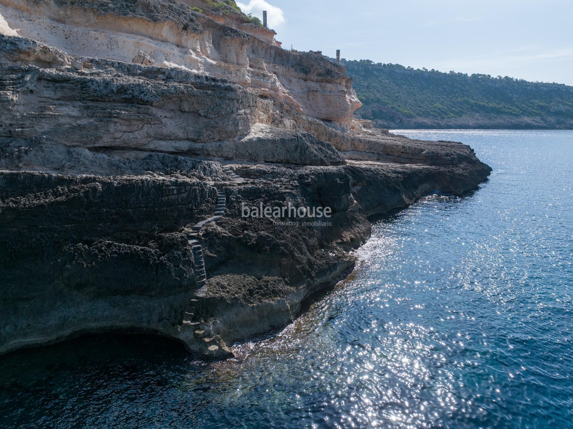 Espectacular villa frente al mar en Port Adriano; lujo y diseño en su máximo nivel con vistas al mar