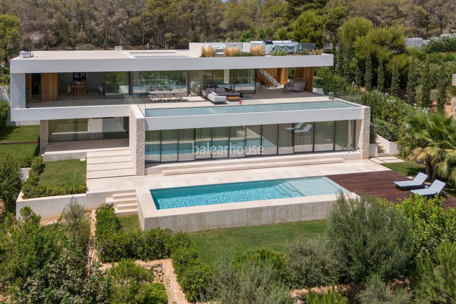 Magnífica villa de obra nueva con un espectacular diseño y vistas al bello paisaje en Cala Vinyas