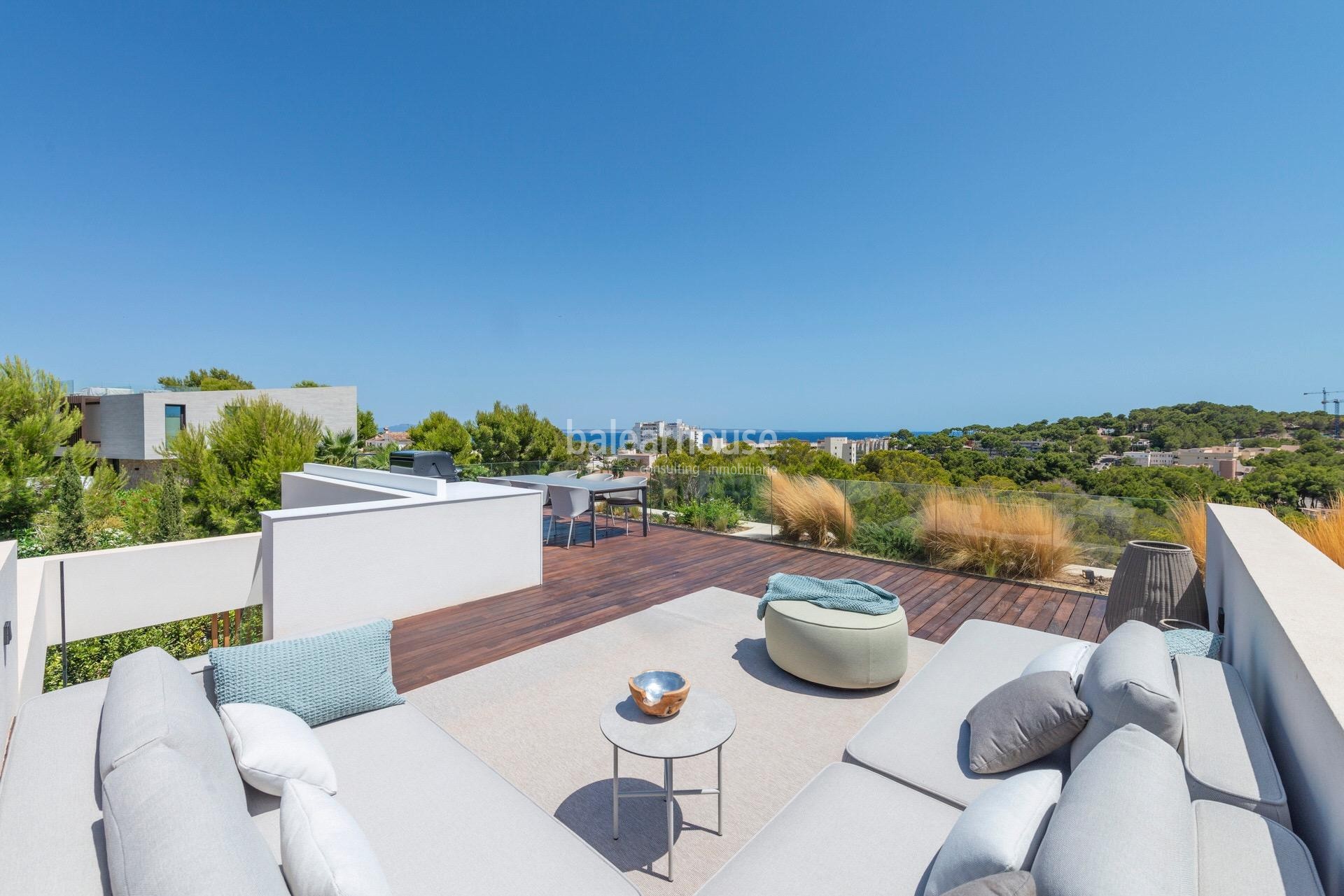 Herrliche Neubauvilla mit spektakulärem Design und Blick auf die wunderschöne Landschaft in Cala Vin