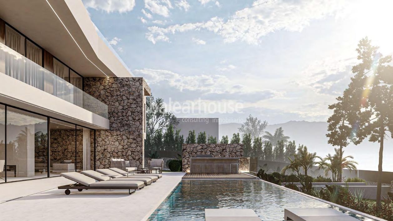 Large brand new state-of-the-art villa close to beaches with sea and harbour views in Santa Ponsa