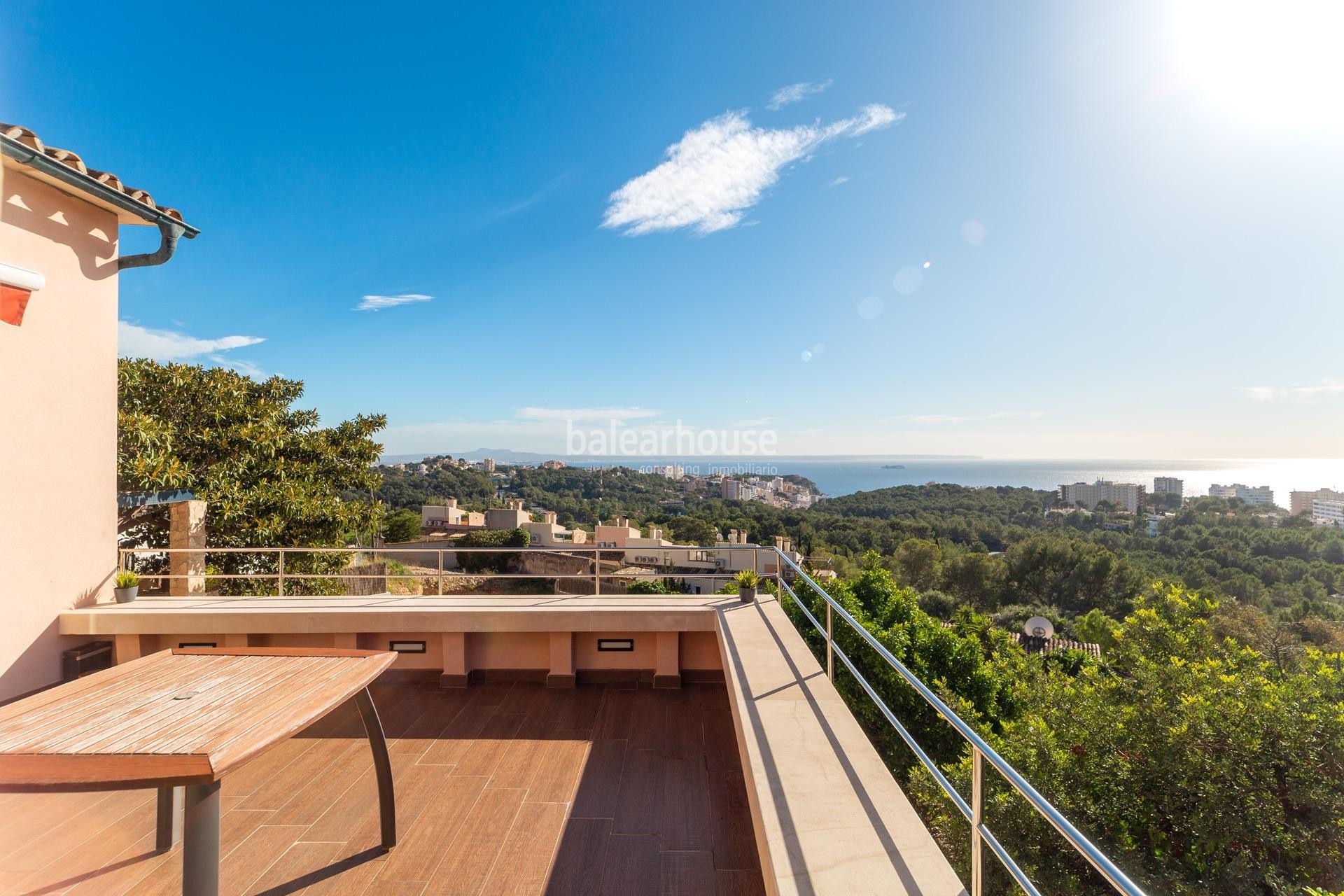 Excelente villa en lo alto de Génova que se abre a unas espectaculares vistas al mar de Palma