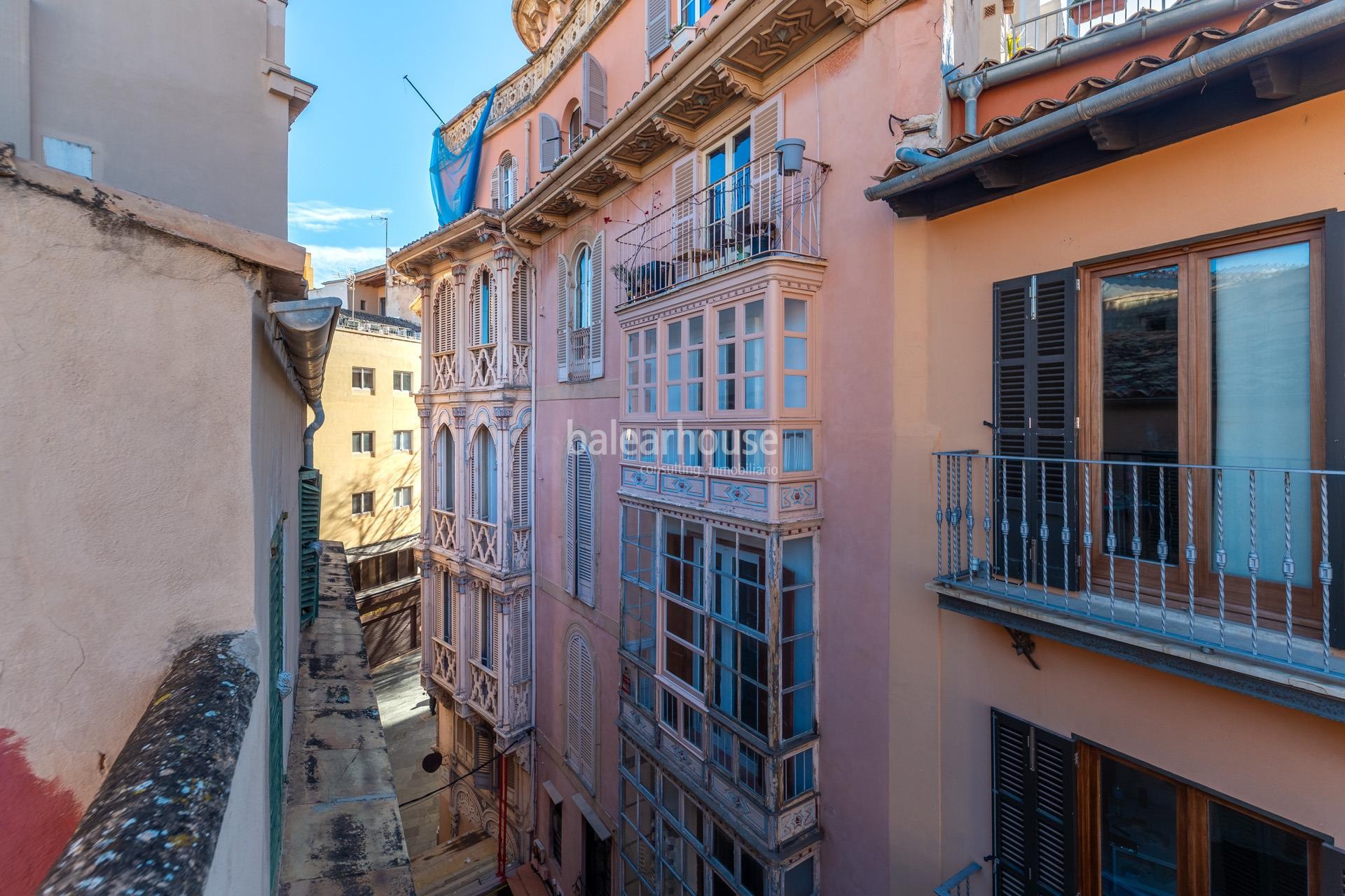 Zu renovierender Palast mit großem Potenzial im Herzen der Altstadt von Palma