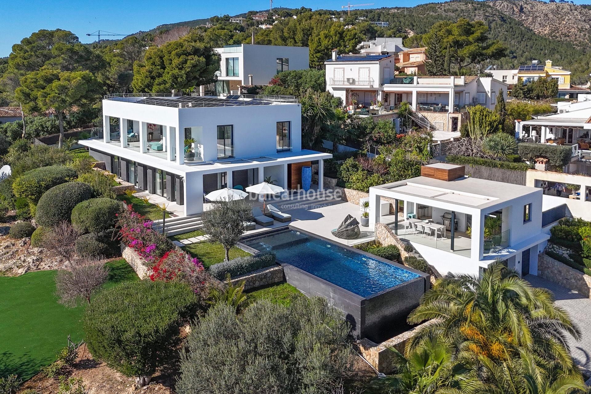 Avantgardistische Villa mit atemberaubendem Meerblick an der Spitze von Portals