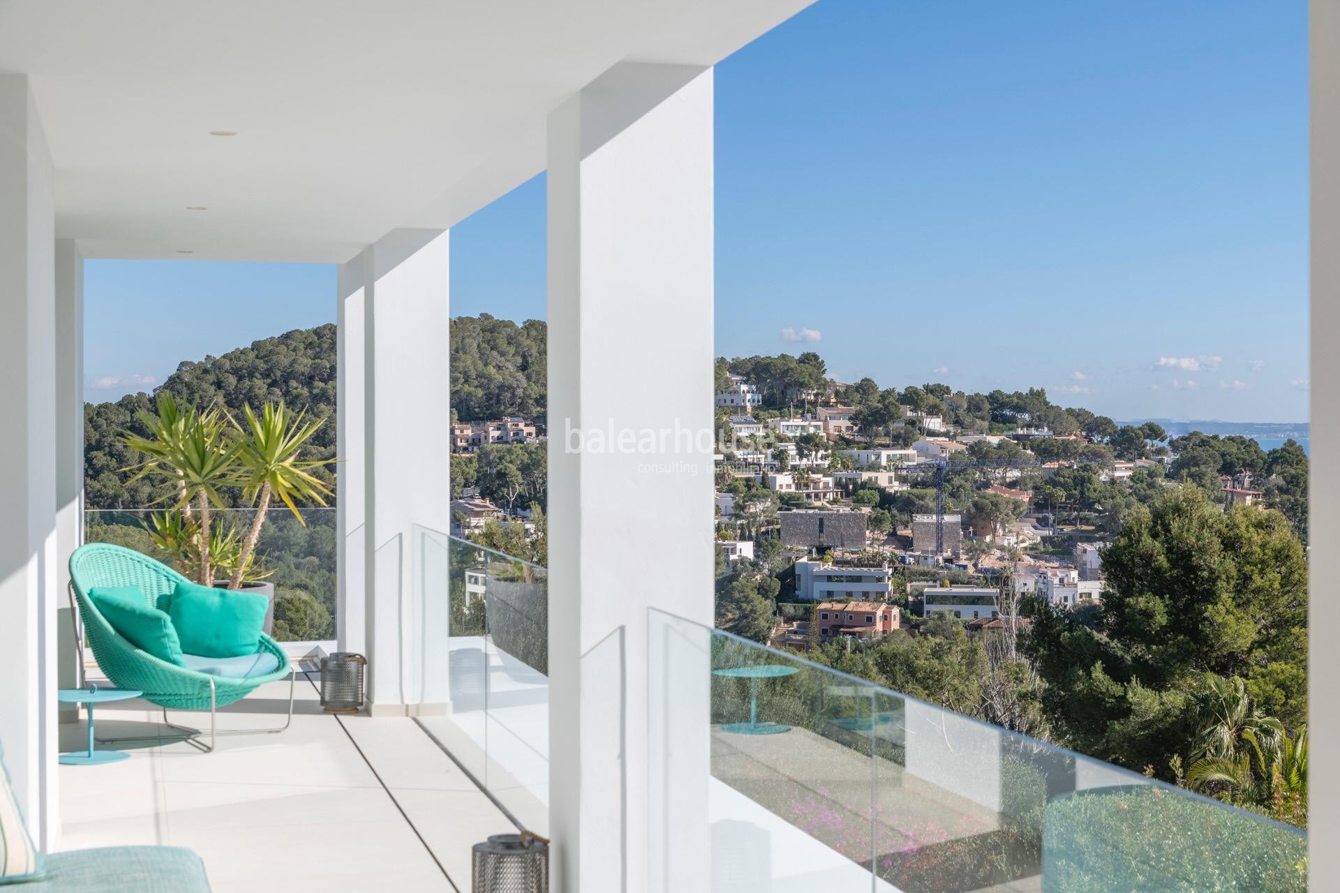 Avantgardistische Villa mit atemberaubendem Meerblick an der Spitze von Portals