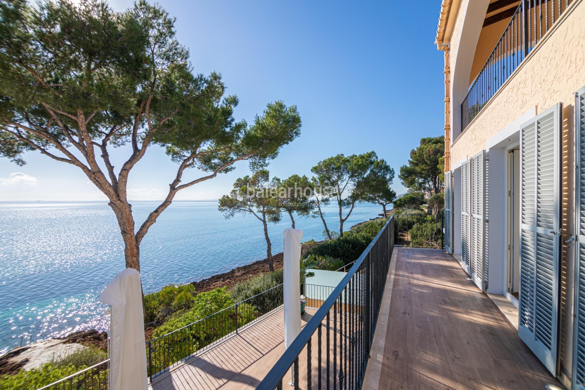 Atemberaubende Aussicht und direkter Zugang zum Meer von dieser mediterranen Villa in Alcudia