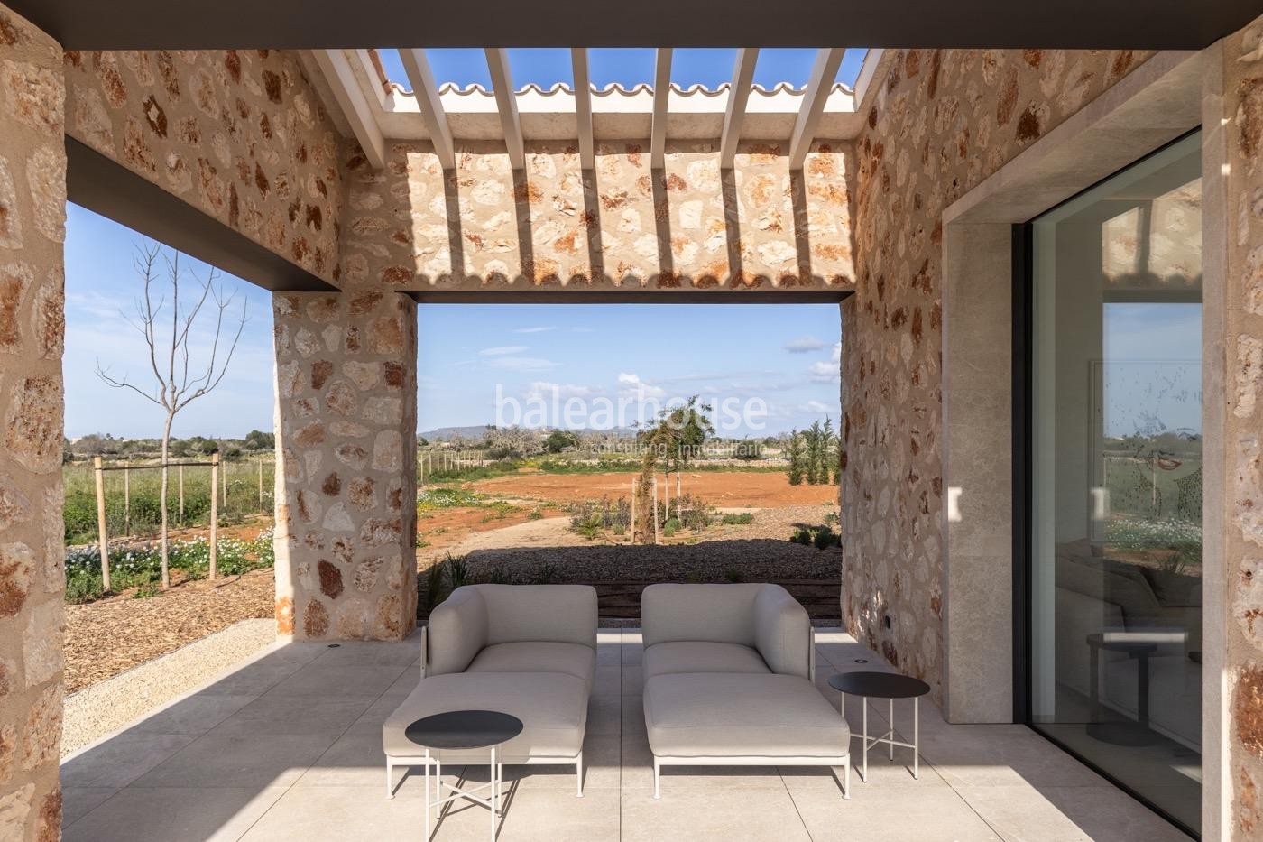 Espectacular finca de obra nueva con vistas a todo el verde entorno de Santanyí y cerca de playas